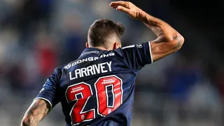 Sergio Vargas pide la renovación de Larrivey: Es la clase de jugador que todo club desea tener