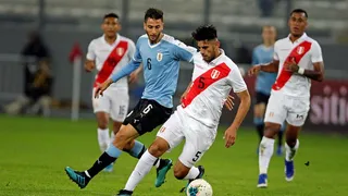 Perú y Uruguay vivieron friccionado empate en Lima