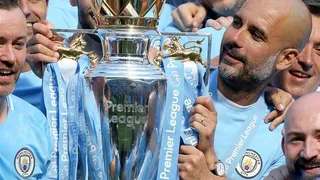 Manchester City y Bravo recibieron el trofeo que los acredita como campeones de la Premier