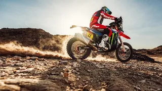 José Ignacio Cornejo se acercó a los dos primeros y sigue en la lucha por ganar el Dakar