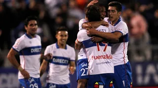 Revive la victoria del líder Universidad Católica sobre Huachipato en San Carlos