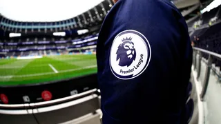 Dos futbolistas ingleses fueron detenidos acusados de presunta violación