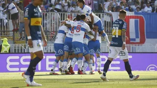 La emocionante victoria de la UC ante Everton para ganar su cuarto título consecutivo