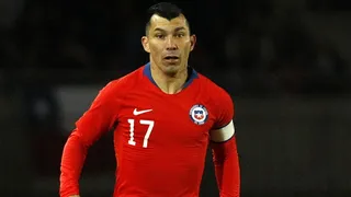 Gary Medel denunció que suplantaron su identidad en WhatsApp