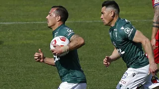 Alberto Ferrero, ídolo de S. Wanderers: El futuro lo veo negro