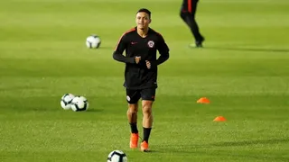 Alexis Sánchez y Arturo Vidal participaron en la última práctica de la Roja para el choque con Uruguay
