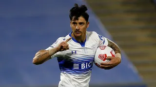 Fernando Zampedri ejecutó de penal para dar el empate a la UC ante Cobresal