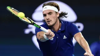 Stefanos Tsitsipas recibió un regaño de su madre por enfado que lastimó a su padre