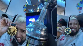 “He besado toda la noche a la regalona”: La alegría de Vidal en el regreso a Brasil con la Libertadores