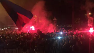 El masivo banderazo de los hinchas de la U en Arequipa antes del estreno en Copa Libertadores