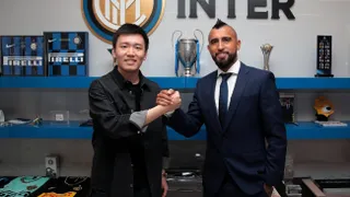 Arturo Vidal fue oficializado como jugador de Inter de Milán