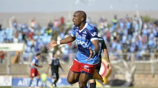 Emilio Rentería fue víctima de insultos racistas en el clásico entre San Marcos e Iquique