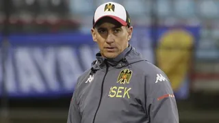 César Bravo: Uno entiende la molestia de los hinchas, pero quemar su propia casa no es bueno