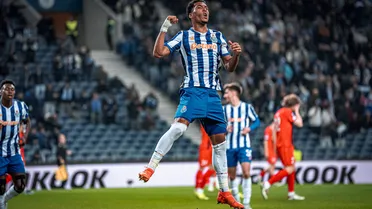 Porto deja al Midtjylland de Dario Osorio en un complejo escenario en la Europa League