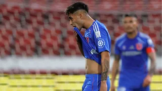 El durísimo castigo sobre Lucas Assadi por escupir a hinchas en el Clásico Universitario