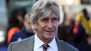 Manuel Pellegrini logró un respiro con West Ham en la Premier League tras derrotar a Chelsea