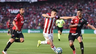 Juan Fuentes fue titular en derrota de Estudiantes de La Plata ante Colón
