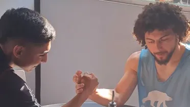 Maximiliano Falcón mostró gran destreza en un “gallito” ante Jordhy Thompson