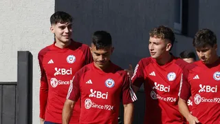 Vicente Reyes se integró a los entrenamientos de La Roja Sub 23 para el Preolímpico