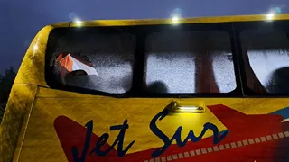 Bus de Universidad Católica fue atacado tras el partido con Colo Colo en Copa Chile