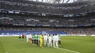 Real Madrid y Betis se hicieron pasillo mutuamente por ser campeones de La Liga y la Copa del Rey