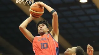 Maxwell Lorca fue citado a la selección de baloncesto que jugará Clasificatorias