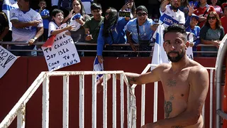 La comentada decisión de Ariel Holan con Mauricio Isla para el duelo con Unión Española