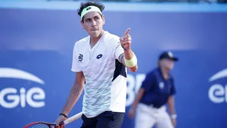 Alejandro Tabilo avanzó a cuartos de final en Brasilia y quedó a un triunfo del Top 100