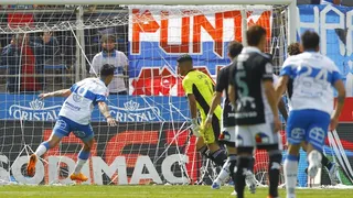 La Franja: La UC no aguantó la presión de Colo Colo y resignó un empate