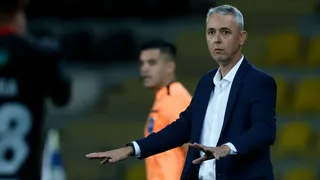 Tiago Nunes descarta su temprana salida de Universidad Católica