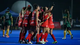 Las Diablas vencieron a Sudáfrica en duelo preparatorio para Santiago 2023