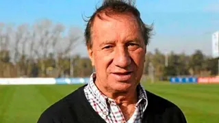 Carlos Bilardo dio negativo por coronavirus y se encuentra en buen estado de salud