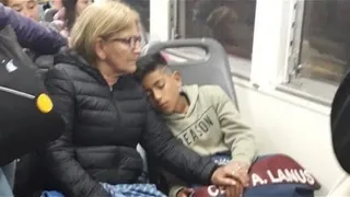 El niño que conmovió al fútbol argentino: viaja dos horas para entrenar con Lanús