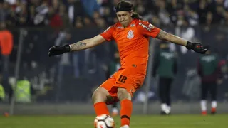 Lesión del arquero Cassio marcó la victoria de Corinthians sobre Paraná