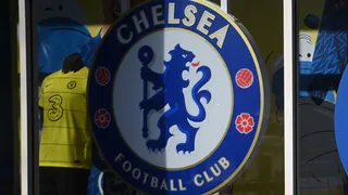 Un nuevo problema: Las cuentas bancarias de Chelsea fueron congeladas temporalmente