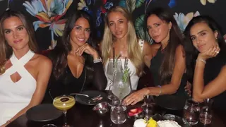 La “salida de chicas” de Victoria Beckham con Antonela Roccuzzo