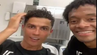 Versión extendida: La íntima celebración de Juventus con Cuadrado a la cabeza