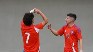 Favian Loyola: El Gringuito que encandila en La Roja Sub 20 fue figura ante Canadá