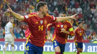 España goleó a Serbia y se candidatea en la UEFA Nations League