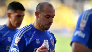 Marcelo Díaz respondió a su posible suplencia en el Superclásico: “Si me toca desde la banca…”