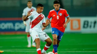 Jefe de inferiores de la UC elogió a Marcelino, posible titular en La Roja: Se nota su presencia