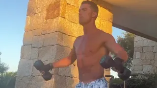 Cristiano Ronaldo deslumbró con exigente trabajo físico en vacaciones