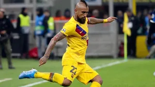 La agenda de los futbolistas chilenos en el mundo de este fin de semana