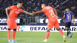 Iván Morales fue titular por primera vez en Cruz Azul y dio una asistencia en empate con Mazatlán