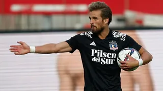 Colo Colo podrá tener seis extranjeros y contar con Santos tras autorización de la ANFP