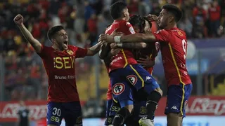 José Luis Sierra fue el héroe en el triunfo de U. Española al marcarle un doblete a Temuco