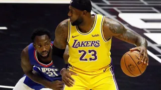 Kawhi Leonard le ganó el duelo a LeBron James en la jornada inaugural de la NBA