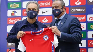 La presentación de Martín Lasarte como director técnico de La Roja en Quilín