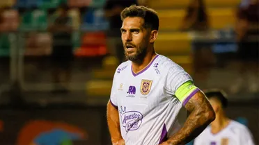 Tres futbolistas sufren violenta encerrona: Joaquín Larrivey estaba con su hijo de 7 meses