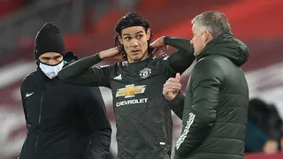 Manchester United se mantuvo líder de la Premier tras cosechar un punto ante Liverpool en Anfield